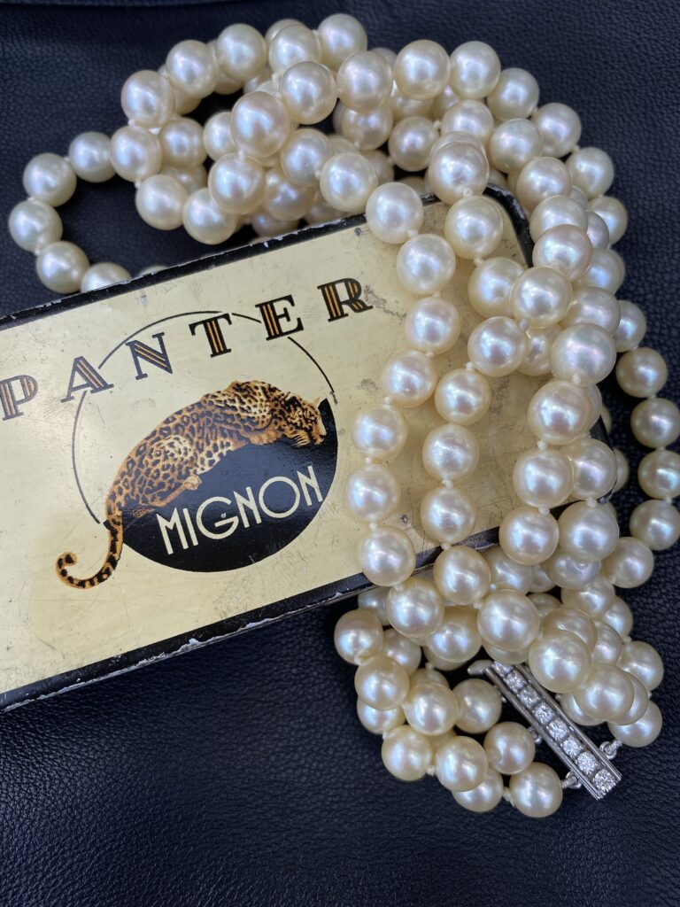 Collier Vintage à 3 Rangs De Perles Roses - Marque M, Occasion